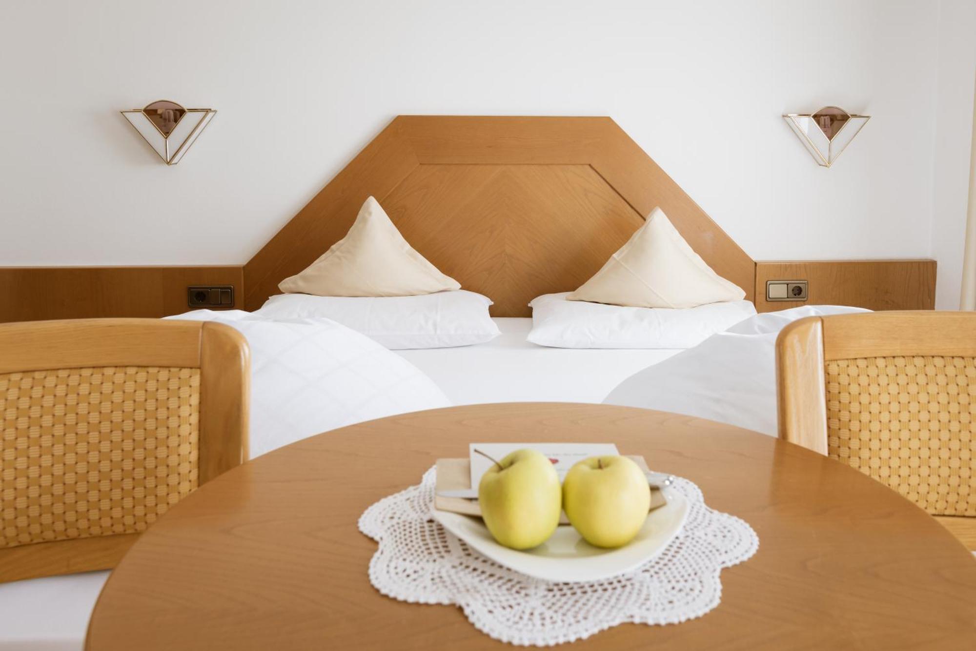 B&B Hotel Mair Am Turm Тироло Экстерьер фото